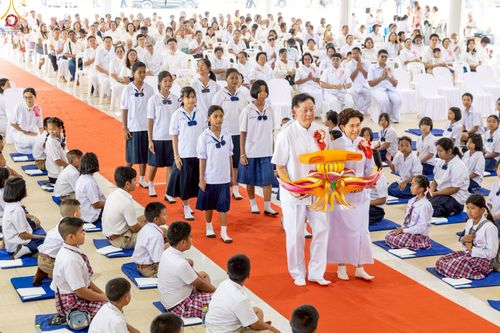 ภาพ No.268437:วันที่ 23 ตุลาคม พ.ศ. 2568 พิธีทอดกฐินสามัคคีทั่วไทย ณ ศูนย์อบรมเยาวชนปัตตานี โดยคณะศิษยานุศิษย์ บูชาธรรม 81 ปี หลวงพ่อธัมมชโย