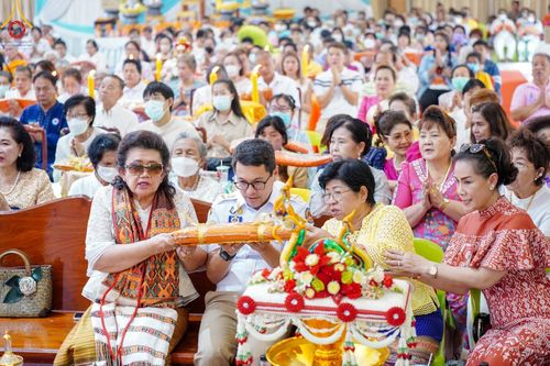 ภาพ No.99979:พิธีทอดกฐินสามัคคีทั่วไทย 5,000 วัด ณ วัดสามชุก จ.สุพรรณบุรี วันที่ 27 พฤศจิกายน พ.ศ. 2566