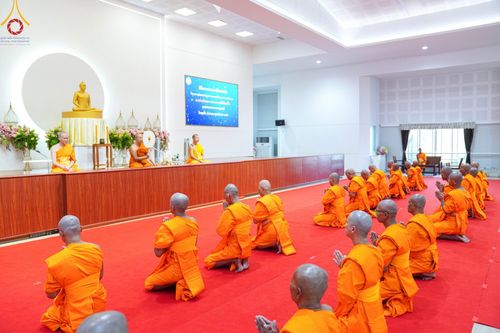 ภาพ No.101272:พิธีบรรพชาธรรมทายาท ในโครงการอุปสมบทบูชาธรรม มหาปูชนียาจารย์ พ.ศ. 2566 ณ วัดไชยชุมพลชนะสงคราม จ.กาญจนบุรี วันที่ 6 ธันวาคม พ.ศ. 2566