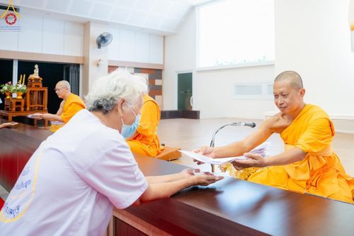 ภาพ No.156933:โครงการ อุบาสกแก้ว อุบาสิกาแก้ว รุ่นที่ 3 ตัวแทนทอดกฐินสามัคคีทั่วไทย 30,000 วัด ระหว่างวันที่ 20-22 กันยายน พ.ศ. 2567 ณ ธุดงคสถานชลบุรี