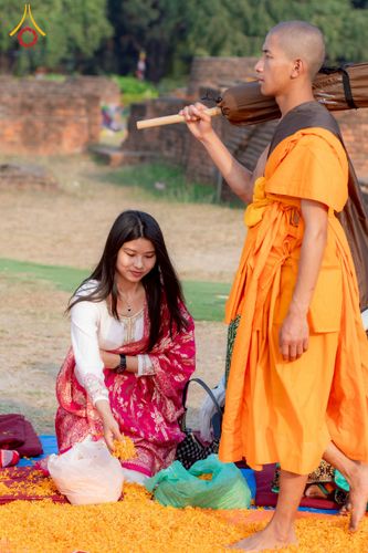 ภาพ No.212875:วันที่ 14 - 15 มีนาคม พ.ศ. 2568 คณะสงฆ์และสามเณรเดินธรรมยาตรา ในโครงการบวชสามเณรเนปาล 500 รูป ไปยังสถานที่รอบมายาเทวีและลุมพินีเกรด ณ ลุมพินี ประเทศเนปาล