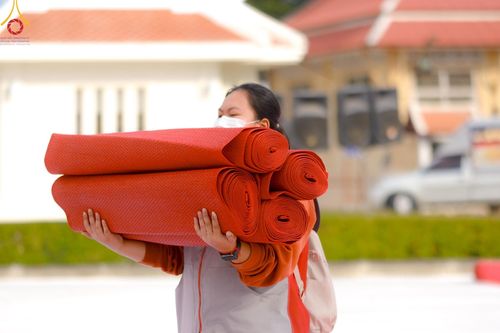 ภาพ No.205425:V.53 สารพัดV สารพัดดี ที่วัดโบสถ์บน ในโครงการธรรมยาตรา กตัญญูบูชา มหาปูชนียาจารย์ พระมงคลเทพมุนี(สด จนฺทสโร) พระผู้ปราบมาร อนุสรณ์สถาน 7 แห่ง ปีที่ 13 ระหว่างวันที่ 2-31 มกราคม พ.ศ. 2568