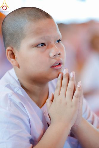 ภาพ No.214564:วันศุกร์ที่ 4 เมษายน พ.ศ.2568 นาคธรรมทายาทตักบาตรพระพี่เลี้ยง ในโครงการบรรพชาสามเณร ฟื้นฟูพระพุทธศาสนาทั่วไทย ณ วิหารคด 22 วัดพระธรรมกาย