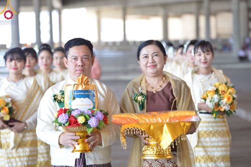 ภาพ No.100013:พิธีทอดผ้าป่า เมียนมาร์ และพิธีสวดธรรมจักร ครั้งที่ 5 ประจำปี พ.ศ. 2566 วันอาทิตย์ที่ 3 ธันวาคม พ.ศ. 2566