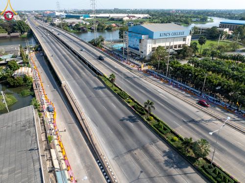 ภาพ No.107833:พิธีต้อนรับพระธรรมยาตรา ในโครงการธรรมยาตรากตัญญูบูชา มหาปูชนียาจารย์ พระมงคลเทพมุนี(สด จนฺทสโร) พระผู้ปราบมาร อนุสรณ์สถาน 7 แห่ง ปีที่ 12 วันที่ 7 มกราคม พ.ศ. 2567 ณ อนุสรณ์สถานคลองบางนางแท่น  อ.สามพราน จ.นครปฐม