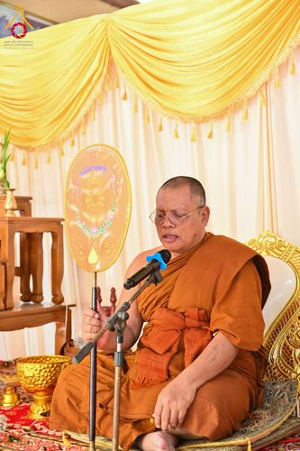 ภาพ No.182930:พิธีทอดกฐิน ณ วัดวังวุ้ง อ.ท่าตะเกียบ จ.ฉะเชิงเทรา ในโครงการทอดกฐินสามัคคีทั่วไทย 30,000 วัด บูชาธรรม 80 ปี หลวงพ่อธัมมชโย โดยคณะศิษยานุศิษย์วัดพระธรรมกาย วันที่ 10 พฤศจิกายน พ.ศ. 2567