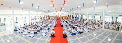 ภาพ No.253972:วันที่ 12 ตุลาคม พ.ศ. 2568 พิธีทอดกฐินสามัคคีทั่วไทย 30,000 วัด โดยคณะศิษยานุศิษย์ บูชาธรรม 81 ปี หลวงพ่อธัมมชโย ณ ธุดงคสถานชุมพร ต.ขุนกระทิง อ.เมือง จ.ชุมพร