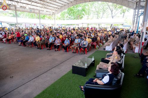 ภาพ No.58048:โครงการจัดหน่วยบริการจังหวัดเคลื่อนที่ และหน่วยบำบัดทุกข์ บำรุงสุข สร้างรอยยิ้ม ให้ประชาชนจังหวัดปทุมธานี ในวันพฤหัสบดีที่ 25 เมษายน พ.ศ. 2567 ณ วัดเกิดการอุดม อ.คลองหลวง จ.ปทุมธานี