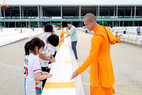 ภาพ No.218354:วันที่ 14-15 เมษายน พ.ศ. 2568 การเตรียมงานเครื่องเสียง , การเตรียมงานติดผ้ารับประเคน , การเตรียมงานเครื่องนอนพระสังฆาธิการ , การเตรียมงานจุดนั่งสาธุชน , การเตรียมงานถุงน้ำถ่วงน้ำหนักโต๊ะ , การเตรียมงานภาชนะฉันภัตตาหาร เพื่องานวันคุ้มครองโลก 22 เมษายน พ.ศ