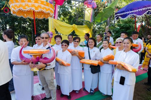 ภาพ No.175597:พิธีทอดกฐิน วัดพระธรรมจาริกบ้านต่อปล้าคี ตำบลแม่สอง อำเภอท่าสองยาง จังหวัดตาก ในโครงการกฐินสามัคคีทั่วไทย 30,000 วัด บูชาธรรม 80 ปี หลวงพ่อธัมมชโย โดยคณะศิษยานุศิษย์วัดพระธรรมกาย วันที่ 15 พฤศจิกายน พ.ศ. 2567