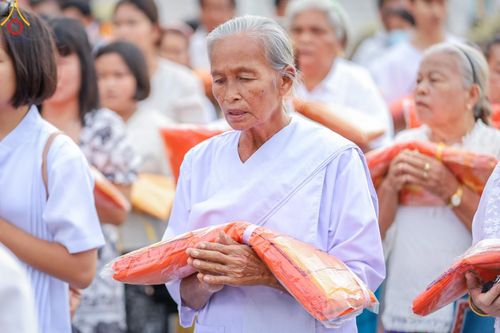 ภาพ No.163191:โครงการกฐินสามัคคีทั่วไทย 30,000 วัด บูชาธรรม 80 ปี หลวงพ่อธัมมชโย โดย คณะศิษยานุศิษย์วัดพระธรรมกาย ณ วัดหนองกาดำบำรุงธรรม จ.พิษณุโลก วันที่ 19 ตุลาคม พ.ศ. 2567