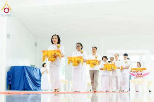 ภาพ No.238523:วันอาทิตย์ที่ 17 สิงหาคม พ.ศ. 2568 พิธีทอดผ้าป่าบำรุงศูนย์อบรมเยาวชนนครปฐม ครบรอบ 14 ปี และพิธีปลูกต้นไม้รอบสระเศรษฐี ณ ศูนย์อบรมเยาวชนนครปฐม