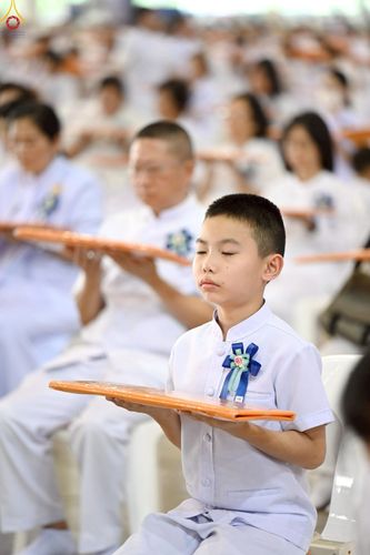 ภาพ No.251531:วันที่ 10 ตุลาคม พ.ศ. 2568 พิธีทอดผ้าป่าสมทบกฐินวัดพระธรรมกาย และสมทบกฐิน 30,000 กว่าวัดทั่วประเทศ ครั้งที่ 3 ณ สภาธรรมกายสากล วัดพระธรรมกาย