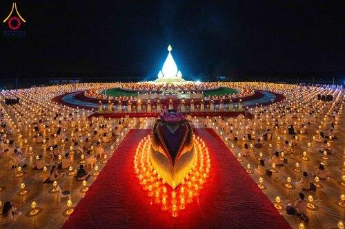 ภาพ No.211698:วันอาทิตย์ที่ 16 มีนาคม พ.ศ. 2568 พิธีจุดประทีปถวายเป็นพุทธบูชา ฉลองปทุมเจดีย์ (เจดีย์พระพุทธเจ้า 5 พระองค์) ณ ศูนย์อบรมเยาวชนปัตตานี