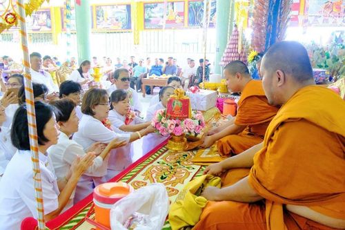 ภาพ No.170215:พิธีทอดกฐิน ณ วัดห้วยแก้ว จ.ตาก ในโครงการกฐินสามัคคีทั่วไทย 30,000 วัด บูชาธรรม 80 ปี หลวงพ่อธัมมชโย โดยคณะศิษยานุศิษย์วัดพระธรรมกาย วันที่ 25 ตุลาคม พ.ศ. 2567