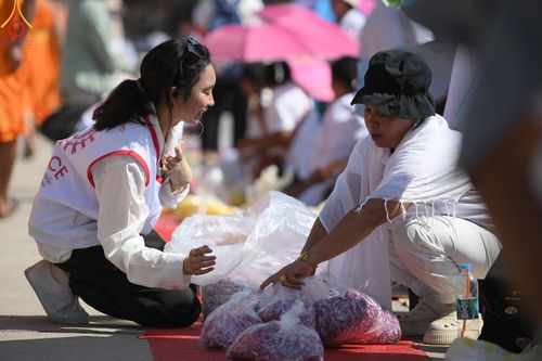 ภาพ No.206517:V.54 สารพัดV สารพัดดี ที่บางปลา ในโครงการธรรมยาตรา กตัญญูบูชา มหาปูชนียาจารย์ พระมงคลเทพมุนี(สด จนฺทสโร) พระผู้ปราบมาร อนุสรณ์สถาน 7 แห่ง ปีที่ 13 ระหว่างวันที่ 2-31 มกราคม พ.ศ. 2568