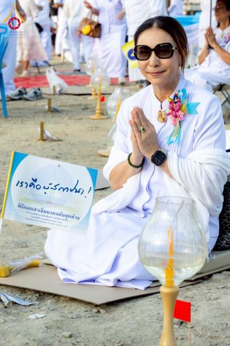 ภาพ No.275058:วันอาทิตย์ที่ 30 พฤศจิกายน พ.ศ. 2568 พิธีตอกเสาเข็ม "สร้างองค์พระเจดีย์เพื่อสร้างสันติภาพโลก" ต้นสุดท้าย ณ ศูนย์ปฏิบัติธรรมระยอง (บ้านช่องลม)