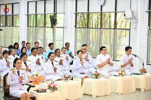 ภาพ No.57872:นายอำเภอคลองหลวง นำพสกนิกรร่วมพิธีเจริญพระพุทธมนต์ ถวายเป็นพระราชกุศล เนื่องในโอกาสวันคล้ายวันประสูติ สมเด็จพระเจ้าลูกยาเธอ เจ้าฟ้าทีปังกรรัศมีโชติฯ ณ วัดพระธรรมกาย วันจันทร์ที่ 29 เมษายน พ.ศ. 2567