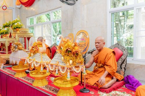 ภาพ No.165903:พิธีทอดกฐิน ณ วัดเขาตะแบก อ.ศรีราชา จ.ชลบุรี ในโครงการกฐินสามัคคีทั่วไทย 30,000 วัด บูชาธรรม 80 ปี หลวงพ่อธัมมชโย โดยคณะศิษยานุศิษย์วัดพระธรรมกาย วันที่ 20 ตุลาคม พ.ศ. 2567