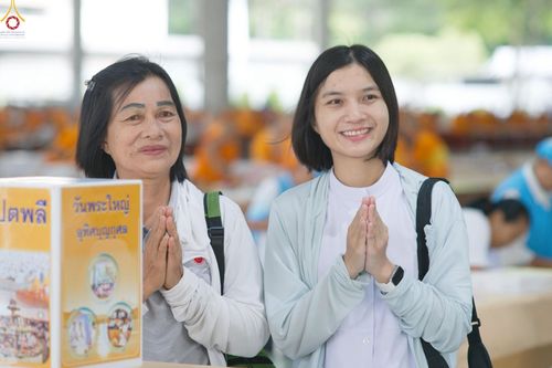 ภาพ No.247355:วันจันทร์ที่ 22 กันยายน พ.ศ. 2568 (วันพระ แรม 15 ค่ำ เดือน 10) พิธีบุพเปตพลี ครั้งที่ 170 ร่วมอุทิศบุญแด่หมู่ญาติที่ล่วงลับไปแล้ว และสืบทอดอายุพระพุทธศาสนา ณ หอฉันคุณยายอาจารย์ฯ วัดพระธรรมกาย