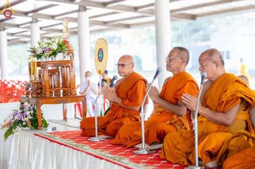 ภาพ No.123854:พิธีถวายสังฆทาน 323 วัด 4 จังหวัดชายแดนภาคใต้ ครั้งที่ 166 ณ ศูนย์ปฏิบัติธรรมภาคใต้ อ.บางกล่ำ จ.สงขลา วันเสาร์ที่ 17 กุมภาพันธ์ พ.ศ. 2567