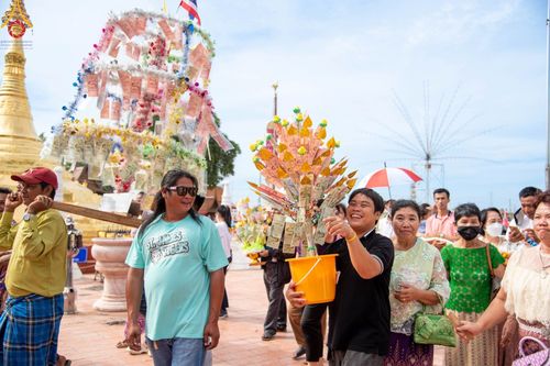 ภาพ No.98881:พิธีทอดกฐินสามัคคีทั่วไทย 5,000 วัด ณ วัดเมตารางค์ อ.สามโคก จ.ปทุมธานี วันที่ 26 พฤศจิกายน พ.ศ. 2566