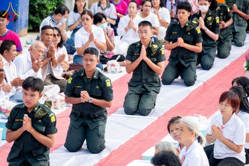 ภาพ No.143983:พิธีถวายสังฆทานแด่คณะสงฆ์ 323 วัด  ปีที่ 20 ครั้งที่  171 พิธีมอบกองทุนหนุนแรงใจช่วยครูใต้  ปีที่ 17 ครั้งที่ 136  และพิธีทำบุญอุทิศส่วนกุศลให้ผู้วายชนม์ในเหตุการณ์ไม่สงบ 4 จังหวัดชายแดนภาคใต้(ปัตตานี ยะลา นราธิวาส สงขลา) วันเสาร์ที่ 13 กรกฎาคม พ.ศ. 2567