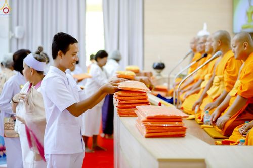 ภาพ No.241661:วันอาทิตย์ที่ 24 สิงหาคม พ.ศ. 2568 พิธีทอดผ้าป่า ฉลองครบรอบ 10 ปี ศูนย์ปฏิบัติธรรมพัทลุง