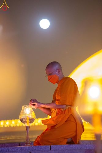 ภาพ No.124987:พิธีเวียนประทักษิณและจุดมาฆประทีป (ชุดที่ 2) ในวันมาฆบูชา เสาร์ที่ 24 กุมภาพันธ์ พ.ศ. 2567 ณ พระมหาธรรมกายเจดีย์ วัดพระธรรมกาย