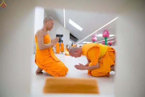 ภาพ No.250608:วันอังคารที่ 7 ตุลาคม พ.ศ. 2568 พิธีมหาปวารณาออกพรรษา ณ โบสถ์พระไตรปิฎก วัดพระธรรมกาย