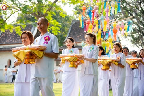 ภาพ No.203351:พิธีทอดผ้าป่าทำนุบำรุงศาสนสถาน ณ วัดปรางค์หลวง ตำบลบางม่วง อำเภอบางใหญ่ จังหวัดนนทบุรี ในโครงการธรรมยาตรา กตัญญูบูชา มหาปูชนียาจารย์ พระมงคลเทพมุนี(สด จนฺทสโร) พระผู้ปราบมาร อนุสรณ์สถาน 7 แห่ง ปีที่ 13 วันที่ 29 มกราคม พ.ศ. 2568