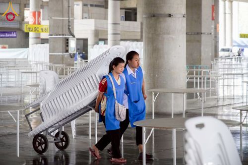 ภาพ No.217597:วันที่ 2-14 เมษายน พ.ศ. 2568 เจ้าหน้าที่เตรียมงานวันคุ้มครองโลก ชุดที่ 1 วัดพระธรรมกาย จ.ปทุมธานี