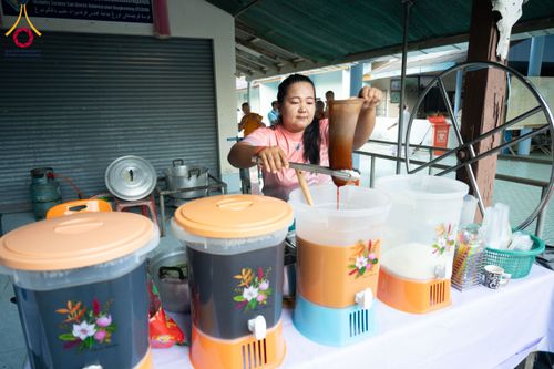 ภาพ No.208429:พิธีถวายสังฆทานแด่คณะสงฆ์ 323 วัด ปีที่ 21 ครั้งที่ 174 พิธีมอบกองทุนหนุนแรงใจช่วยครูใต้ ปีที่ 18 ครั้งที่ 138 และพิธีทำบุญอุทิศส่วนกุศลให้ผู้วายชนม์ ณ วัดบุณณาราม(วัดโคกงู) จ.นราธิวาส วันเสาร์ที่ 15 กุมภาพันธ์ พ.ศ.2568