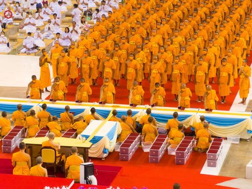 ภาพ No.123153:พระธรรมยาตรารับประกาศนียบัตร และพระของขวัญ ในวันอาทิตย์ต้นเดือนที่ 4 กุมภาพันธ์ พ.ศ.2567 ณ สภาธรรมกายสากล วัดพระธรรมกาย