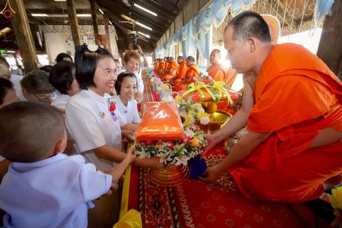 ภาพ No.271568:วันที่ 29 ตุลาคม พ.ศ. 2568 พิธีทอดกฐินสามัคคีทั่วไทย ณ วัดกำแพงงาม ต.บ้านกล้วย อ.เมือง จ.สุโขทัย โดยคณะศิษยานุศิษย์ บูชาธรรม 81 ปี หลวงพ่อธัมมชโย