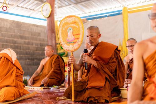 ภาพ No.166081:พิธีทอดกฐิน ณ ที่พักสงฆ์นาเจริญ(คุ้มเกษม) จ.อุบลราชธานี ในโครงการกฐินสามัคคีทั่วไทย 30,000 วัด บูชาธรรม 80 ปี หลวงพ่อธัมมชโย โดยคณะศิษยานุศิษย์วัดพระธรรมกาย วันที่ 20 ตุลาคม พ.ศ. 2567