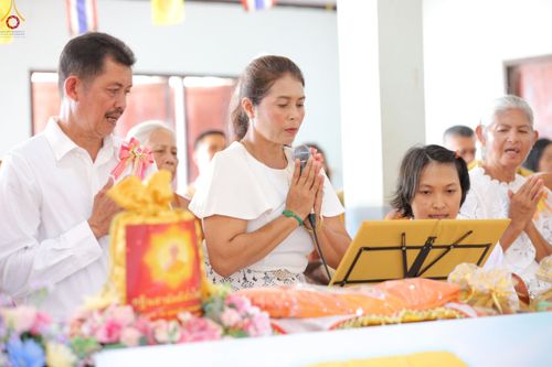 ภาพ No.258215:วันที่ 18 ตุลาคม พ.ศ. 2568 พิธีทอดกฐินสามัคคีทั่วไทย 30,000 วัด โดยคณะศิษยานุศิษย์ บูชาธรรม 81 ปี หลวงพ่อธัมมชโย ณ วัดนอก จ.สุราษฎร์ธานี