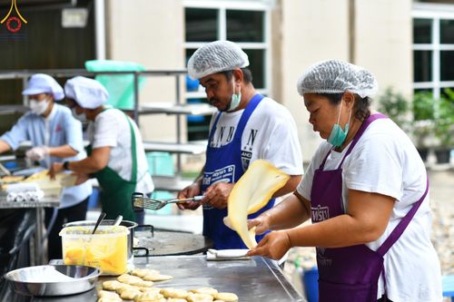 ภาพ No.182314:พิธีถวายภัตตาหารเมนูสวรรค์ "เพื่อการบรรลุธรรม" วันเสาร์ที่ 14 ธันวาคม พ.ศ. 2567 ณ หอฉันคุณยายอาจารย์ฯ วัดพระธรรมกาย