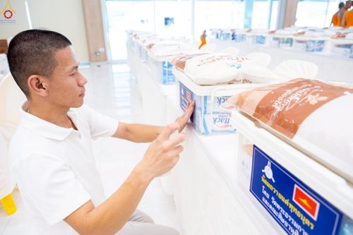 ภาพ No.245142:วันเสาร์ที่ 13 กันยายน พ.ศ. 2568 พิธีถวายสังฆทานแด่คณะสงฆ์ 323 วัด ปีที่ 21 ครั้งที่ 181 พิธีมอบกองทุนหนุนแรงใจช่วยครูใต้ ปีที่ 18 ครั้งทึ่ 144 และพิธีทำบุญอุทิศส่วนกุศลให้ผู้วายชนม์ ณ ศูนย์ปฏิบัติธรรมภาคใต้ จ.สงขลา