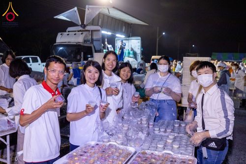 ภาพ No.119896:พิธีถวายภัตตาหารเป็นสังฆทาน แด่คณะพระธรรมยาตรา ปีที่ 12 วันที่ 28 มกราคม พ.ศ. 2567 ณ อนุสรณ์สถานบางปลา จ.นครปฐม