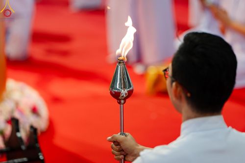 ภาพ No.149117:พิธีจุดเทียนใจ ไฟนิรันดร์ อนันตชัย วันอาทิตย์ที่ 18 สิงหาคม พ.ศ. 2567 วัดพระธรรมกาย จ. ปทุมธานี