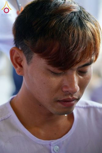 ภาพ No.143916:พิธีตัดปอยผมและปลงผมธรรมทายาท รุ่นเข้าพรรษา ณ มหาวิหารคด คอร์ 16 วัดพระธรรมกาย วันอาทิตย์ที่ 7 กรกฎาคม พ.ศ. 2567