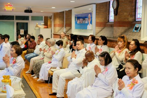 ภาพ No.169360:พิธีทอดกฐินสามัคคี เพื่อสนับสนุนการเผยแผ่พระพุทธศาสนาวิชชาธรรมกาย ณ วัดพระธรรมกายลอนดอน สหราชอาณาจักร วันอาทิตย์ที่ 20 ตุลาคม พ.ศ. 2567