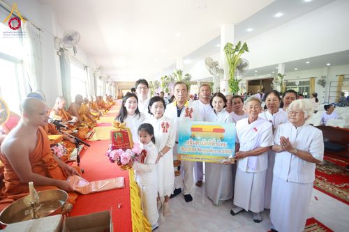 ภาพ No.181993:พิธีทอดกฐิน ณ วัดนิเวศน์ปวราราม จ.สุพรรณบุรี ในโครงการทอดกฐินสามัคคีทั่วไทย 30,000 วัด บูชาธรรม 80 ปี หลวงพ่อธัมมชโย โดยคณะศิษยานุศิษย์วัดพระธรรมกาย วันที่ 2 พฤศจิกายน พ.ศ. 2567