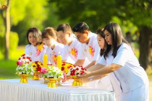 ภาพ No.103031:พิธีวันทาเจดีย์ พิธีเวียนประทักษิณ ธรรมทายาทชาวอินโดนีเซียกว่า 1,000 คน ณ มหาเจดีย์บุโรพุทโธ ประเทศอินโดนีเซีย ในวันที่ 19 ธันวาคม พ.ศ. 2566