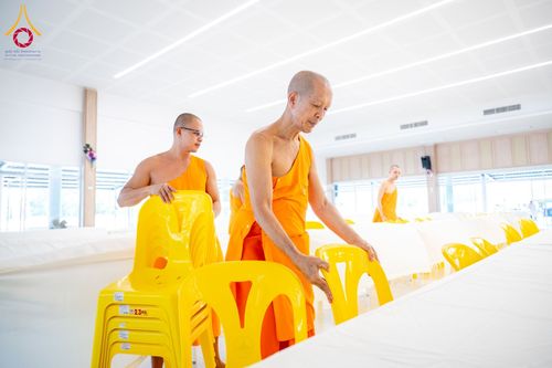 ภาพ No.156123:พิธีถวายสังฆทานแด่คณะสงฆ์ 323 วัด 4 จังหวัดชายแดนภาคใต้ ปีที่ 20 ครั้งที่ 173 พิธีมอบกองทุนหนุนแรงใจช่วยครูใต้ ปีที่ 17 ครั้งที่ 137 วันเสาร์ที่ 21 กันยายน พ.ศ.2567 ณ ศูนย์ปฏิบัติธรรมภาคใต้ อ.บางกล่ำ จ.สงขลา