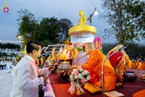 ภาพ No.310773:วันอาทิตย์ที่ 22 กุมภาพันธ์ พ.ศ. 2569 พิธีตักบาตรเเด่คณะพระภิกษุสงฆ์ 1,111 รูป จังหวัดน่าน หนึ่งในโครงการตักบาตรพระ 2,000,000 รูป 77 จังหวัดทั่วไทย ในวาระอันเป็นมงคลยิ่ง ครบรอบ 744 ปี นครน่าน สืบสานศรัทธา ทำบุญใหญ่ของเมืองน่าน ณ ข่วงเมือง วัดภูมินทร์ อำเ