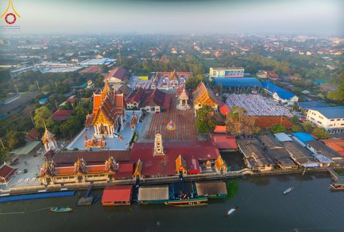 ภาพ No.197686:พิธีตักบาตรพระธรรมยาตรา ณ อนุสรณ์สถานลำดับที่ 4 สถานที่เกิดด้วยกายธรรม วัดโบสถ์(บน) ต.บางคูเวียง จ.นนทบุรี ในโครงการธรรมยาตรา กตัญญูบูชา มหาปูชนียาจารย์ พระมงคลเทพมุนี(สด จนฺทสโร) พระผู้ปราบมาร อนุสรณ์สถาน 7 แห่ง ปีที่ 13 วันที่ 19 มกราคม พ.ศ. 2568