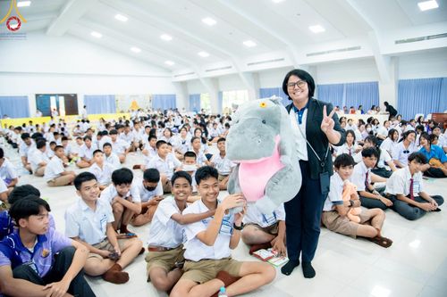 ภาพ No.185105:กิจกรรมวันรวมพลังเด็กดี V-Star ผู้นำฟื้นฟูศีลธรรมโลก จังหวัดระยอง ณ ศูนย์ปฏิบัติธรรมระยอง (บ้านช่องลม) ในวันเสาร์ที่ 14 ธันวาคม พ.ศ. 2567