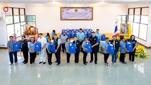 ภาพ No.259746:วันที่ 24 ตุลาคม พ.ศ. 2568 รพ.สต.คลองหนึ่ง อ.คลองหลวง สังกัด อบจ.ปทุมธานี จัดประชุมและมอบครุภัณฑ์ทางการแพทย์ เสริมพลัง อสม. ขับเคลื่อนสุขภาพชุมชนอย่างยั่งยืน ณ วัดพระธรรมกาย